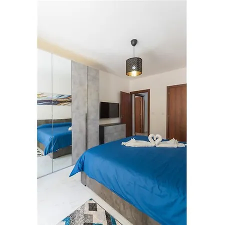 Lovely 2br Apt With Private Balcony In Marsalforn By 360 Estates * Żebbuġ