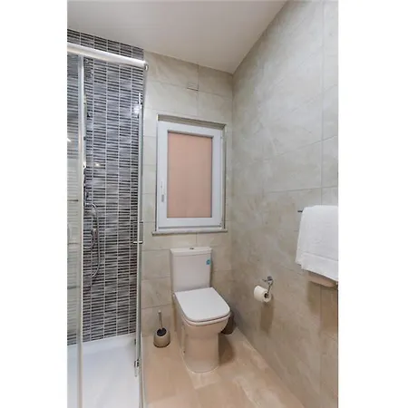 Lovely 2br Apt With Private Balcony In Marsalforn By 360 Estates *