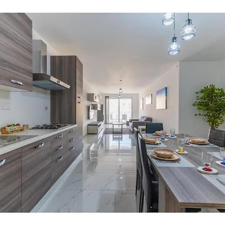 Lovely 2br Apt With Private Balcony In Marsalforn By 360 Estates Zebbug (Gozo)