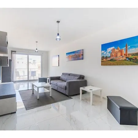 Lovely 2br Apt With Private Balcony In Marsalforn By 360 Estates *