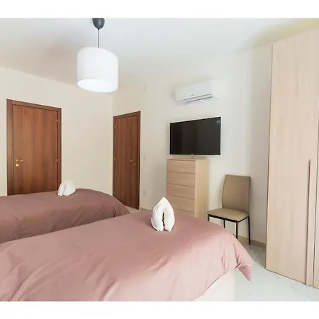 Lovely 2br Apt With Private Balcony In Marsalforn By 360 Estates * Zebbug (Gozo)