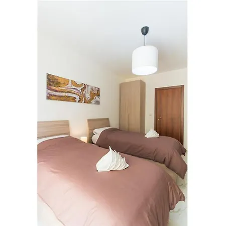 Lovely 2br Apt With Private Balcony In Marsalforn By 360 Estates Διαμέρισμα *