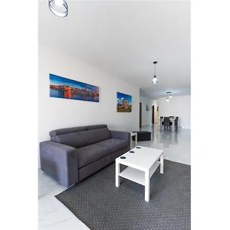 Lovely 2br Apt With Private Balcony In Marsalforn By 360 Estates Διαμέρισμα Zebbug (Gozo)
