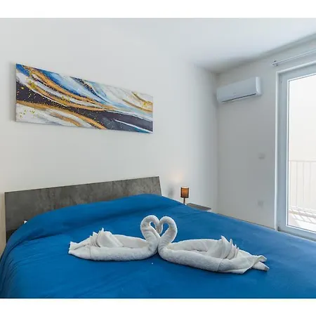 Lovely 2br Apt With Private Balcony In Marsalforn By 360 Estates * Zebbug (Gozo)