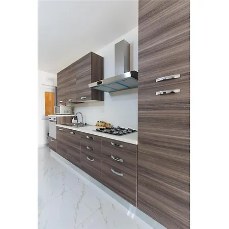 Lovely 2br Apt With Private Balcony In Marsalforn By 360 Estates Lägenhet *