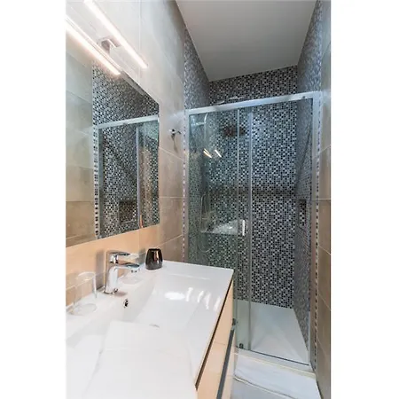 Διαμέρισμα Lovely 2br Apt With Private Balcony In Marsalforn By 360 Estates